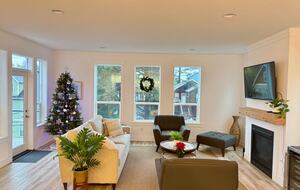 Elevated Lincoln City Oceanview Escape - Lincoln City, Oregon