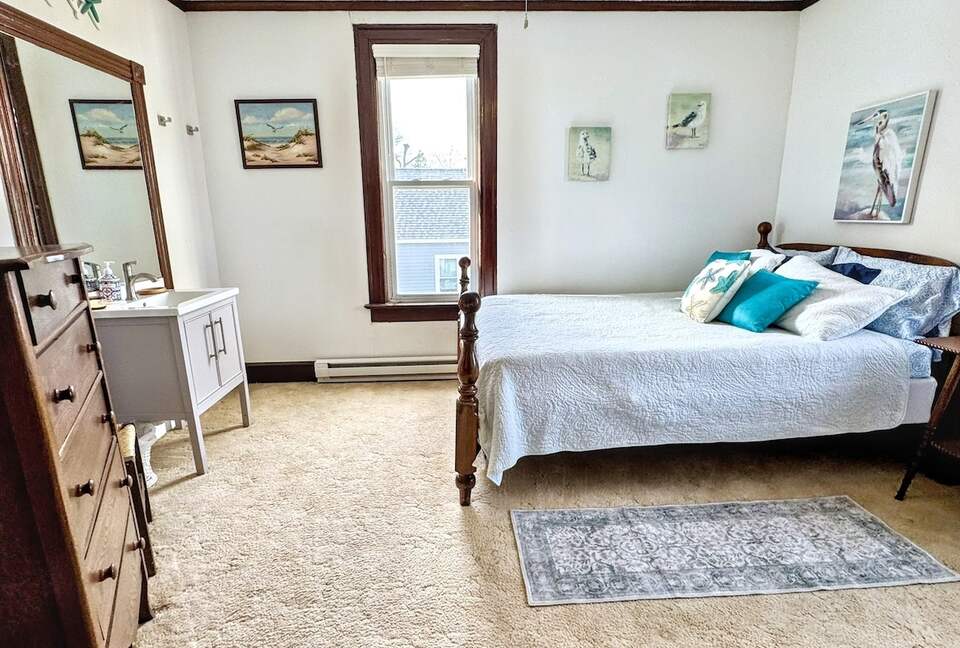 Updated Waterfront Victorian 4BR, 7 Bed- The Pearl - Colonial Beach, Virginia