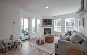 Elevated Lincoln City Oceanview Escape - Lincoln City, Oregon