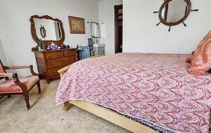 Updated Waterfront Victorian 4BR, 7 Bed- The Pearl - Colonial Beach, Virginia