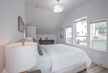 Elevated Lincoln City Oceanview Escape - Lincoln City, Oregon