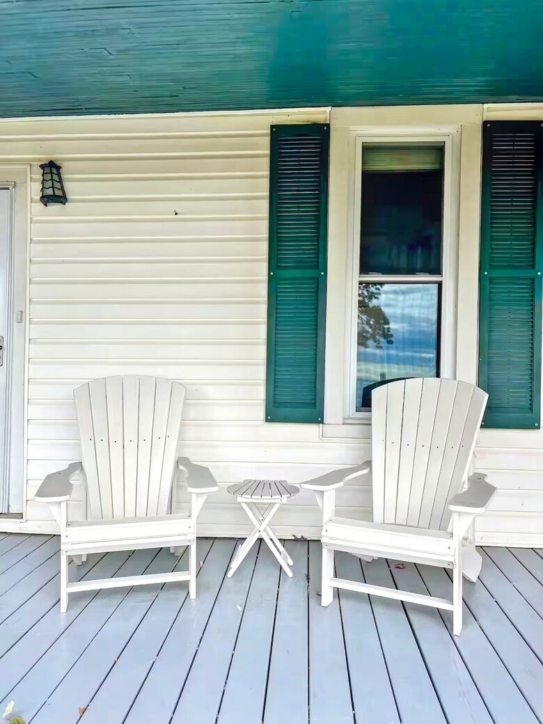 Updated Waterfront Victorian 4BR, 7 Bed- The Pearl - Colonial Beach, Virginia