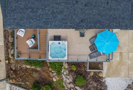 Elevated Lincoln City Oceanview Escape - Lincoln City, Oregon