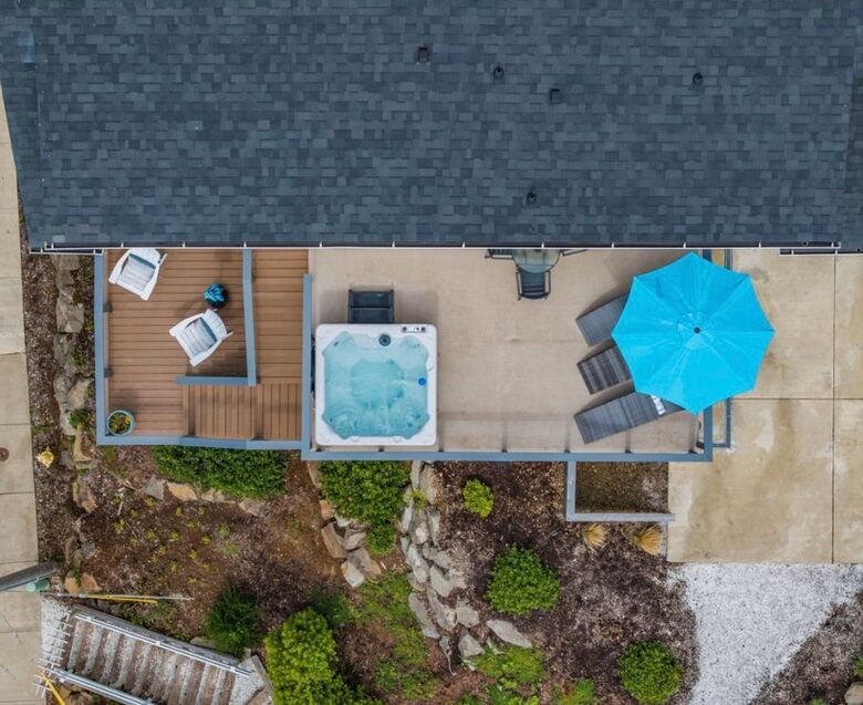 Elevated Lincoln City Oceanview Escape - Lincoln City, Oregon