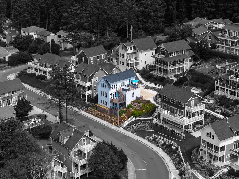 Elevated Lincoln City Oceanview Escape - Lincoln City, Oregon