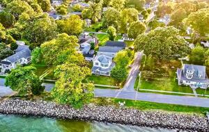 Updated Waterfront Victorian 4BR, 7 Bed- The Pearl - Colonial Beach, Virginia