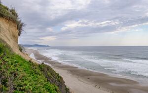 Elevated Lincoln City Oceanview Escape - Lincoln City, Oregon