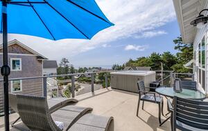 Elevated Lincoln City Oceanview Escape - Lincoln City, Oregon