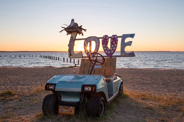 Updated Waterfront Victorian 4BR, 7 Bed- The Pearl - Colonial Beach, Virginia