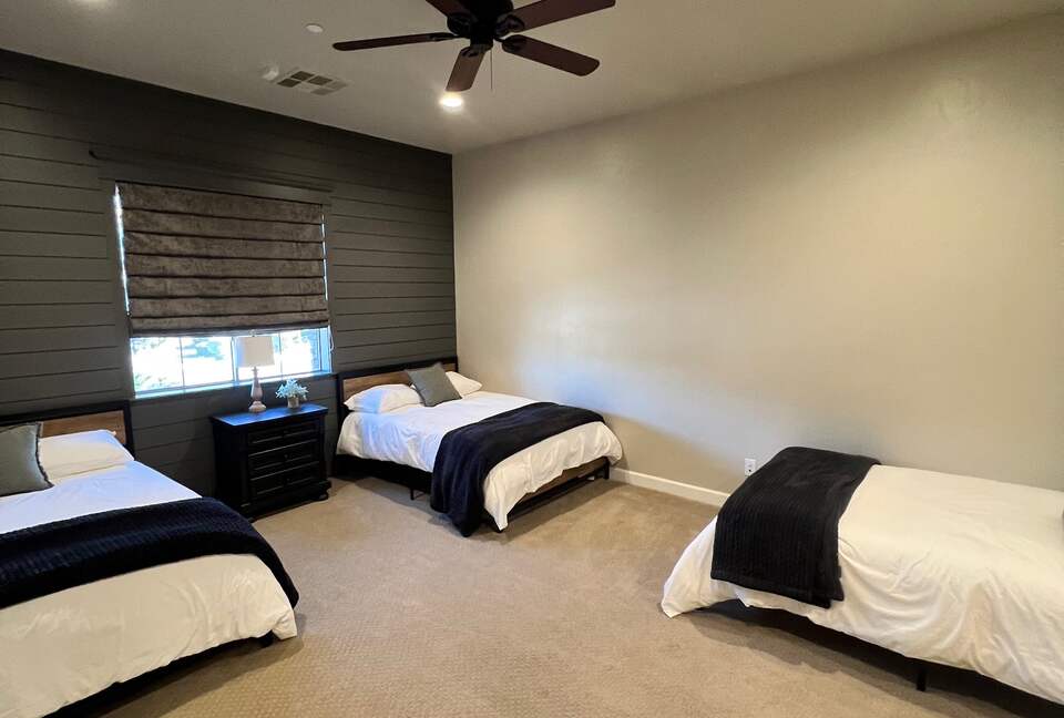 3rd Bedroom with 3 full size beds