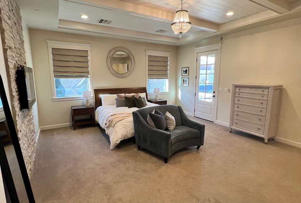 Master Bedroom with King size Bed