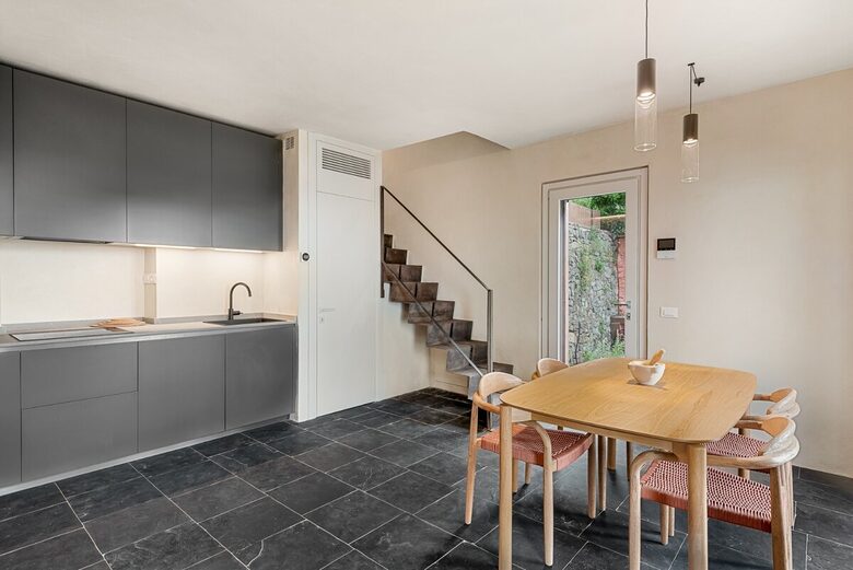 A Stone House Along the Sentiero Azzurro - Corniglia, Italy