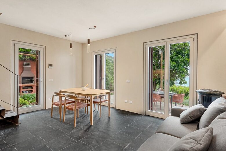 A Stone House Along the Sentiero Azzurro - Corniglia, Italy