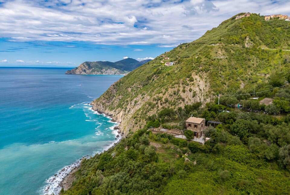 A Stone House Along the Sentiero Azzurro - Corniglia, Italy