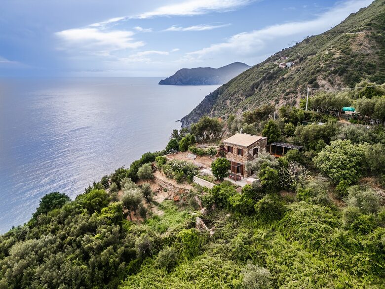 A Stone House Along the Sentiero Azzurro - Corniglia, Italy