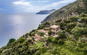 A Stone House Along the Sentiero Azzurro - Corniglia, Italy