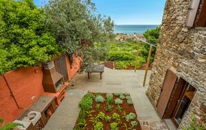 A Stone House Along the Sentiero Azzurro - Corniglia, Italy