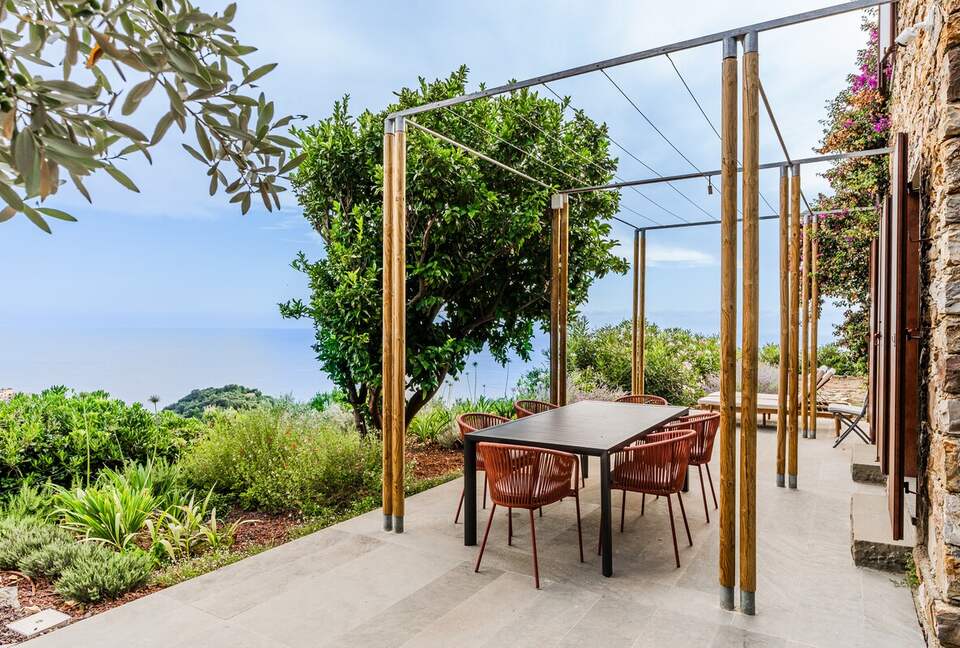 A Stone House Along the Sentiero Azzurro - Corniglia, Italy