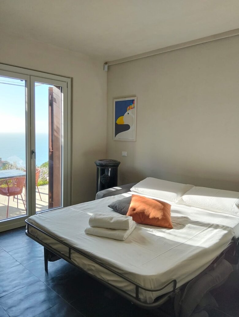 A Stone House Along the Sentiero Azzurro - Corniglia, Italy