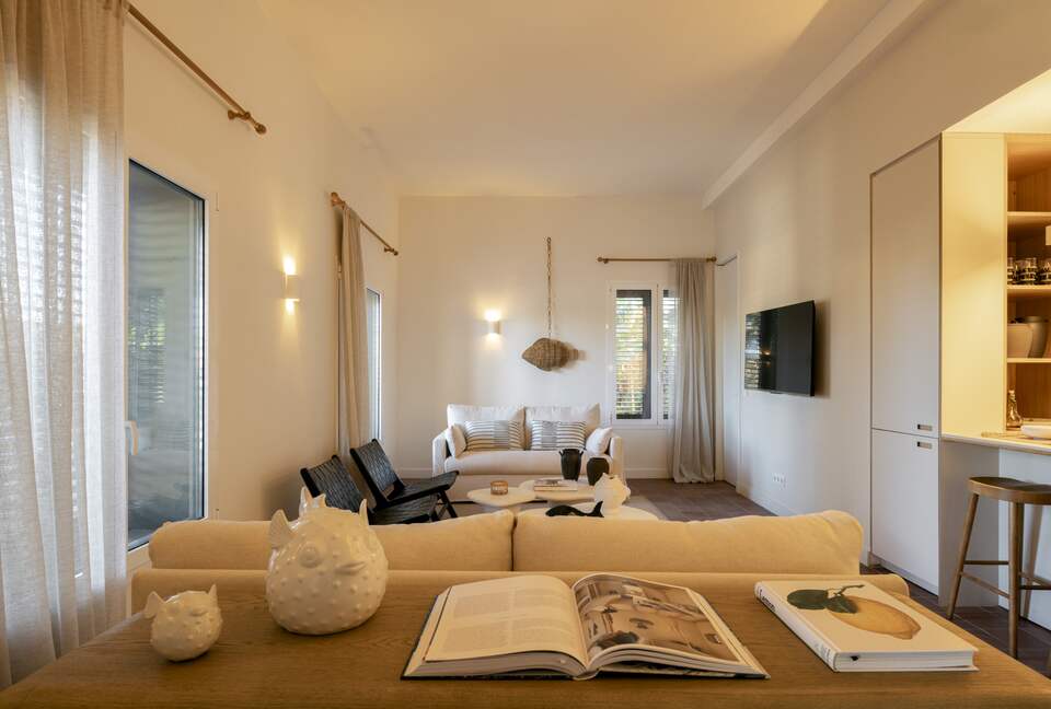 Elegant Coastal Villa Near Dénia’s Calas - Dénia, Spain