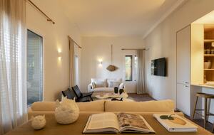 Elegant Coastal Villa Near Dénia’s Calas - Dénia, Spain