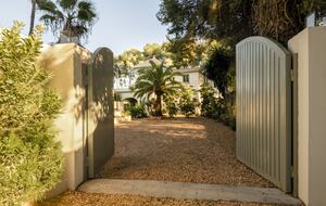 Elegant Coastal Villa Near Dénia’s Calas - Dénia, Spain