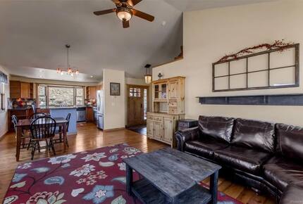 Mountain Home Near Skiing, Lakes, and Trails in Granby - Granby, Colorado