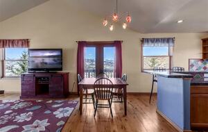 Mountain Home Near Skiing, Lakes, and Trails in Granby - Granby, Colorado