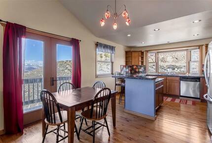Mountain Home Near Skiing, Lakes, and Trails in Granby - Granby, Colorado