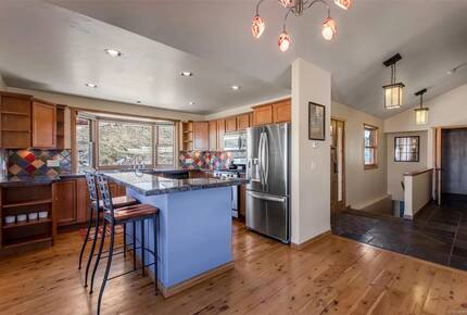 Mountain Home Near Skiing, Lakes, and Trails in Granby - Granby, Colorado