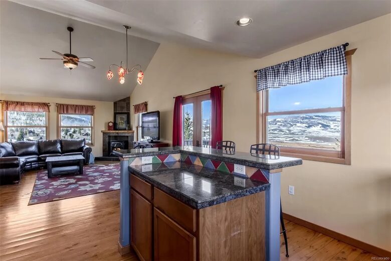 Mountain Home Near Skiing, Lakes, and Trails in Granby - Granby, Colorado