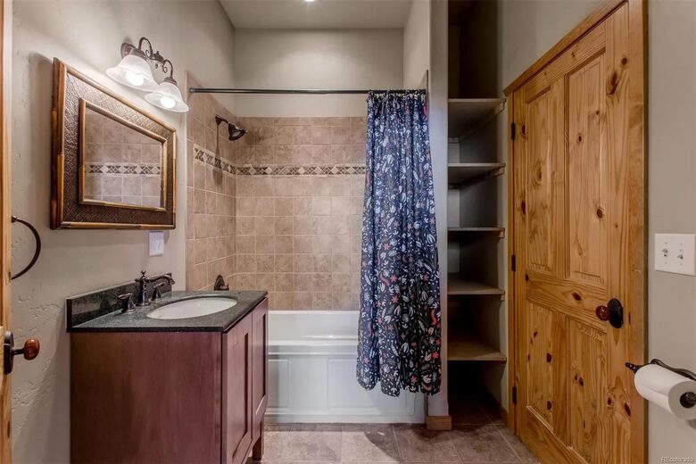 Mountain Home Near Skiing, Lakes, and Trails in Granby - Granby, Colorado