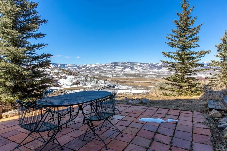 Mountain Home Near Skiing, Lakes, and Trails in Granby - Granby, Colorado