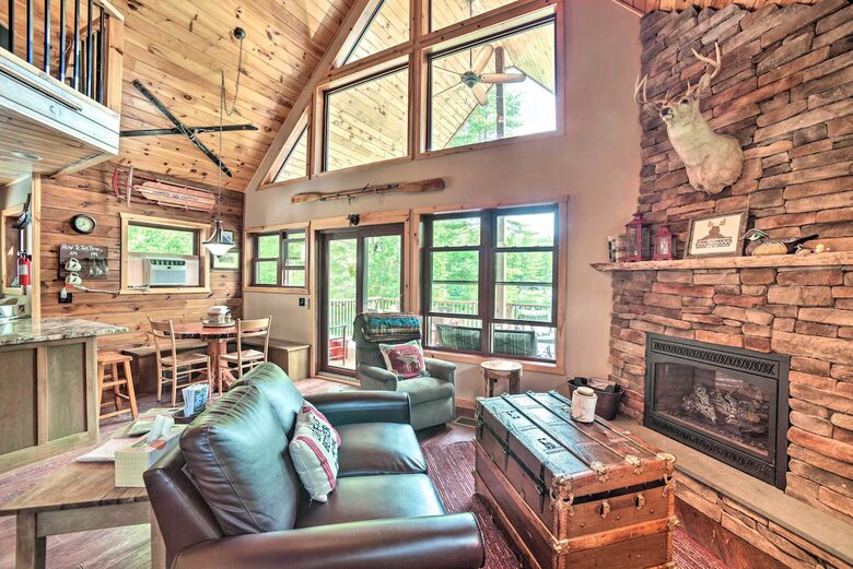 Quiet Waters Adirondack Retreat - Glenfield, New York