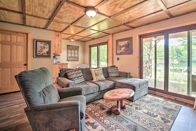 Quiet Waters Adirondack Retreat - Glenfield, New York