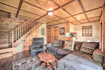 Quiet Waters Adirondack Retreat - Glenfield, New York