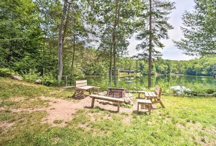 Quiet Waters Adirondack Retreat - Glenfield, New York