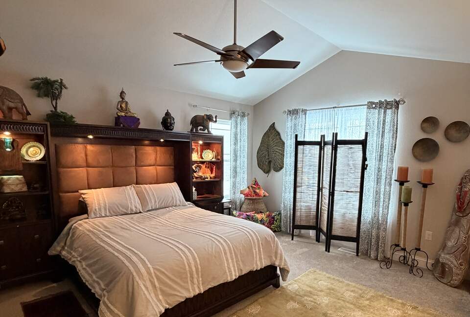 2nd Floor Master Bedroom with a Queen size bed