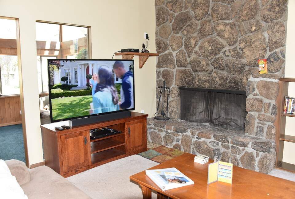 Spacious Sunriver Retreat Near the Deschutes River - Sunriver, Oregon