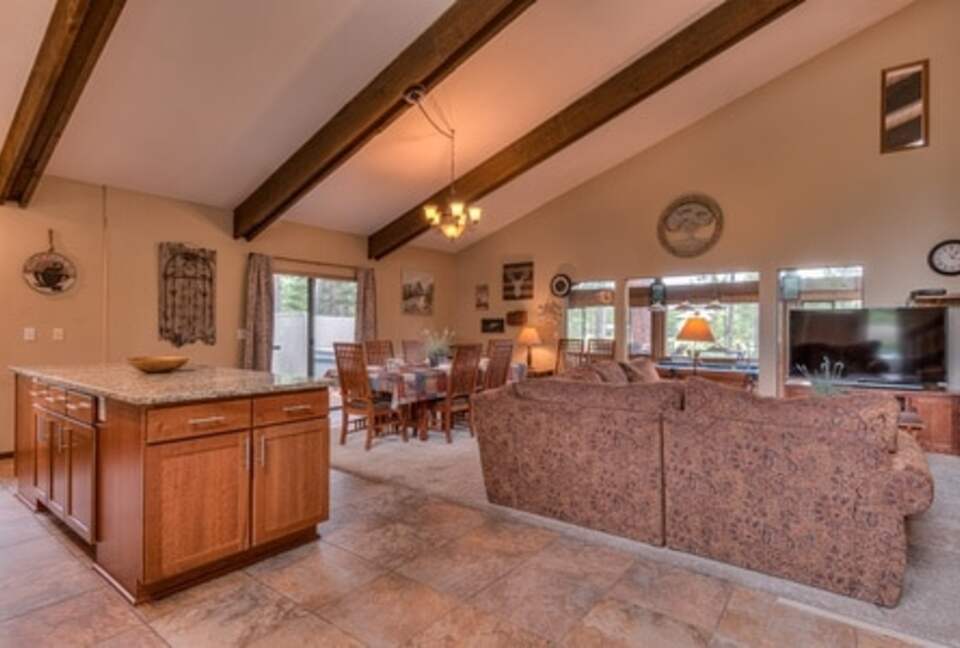 Spacious Sunriver Retreat Near the Deschutes River - Sunriver, Oregon