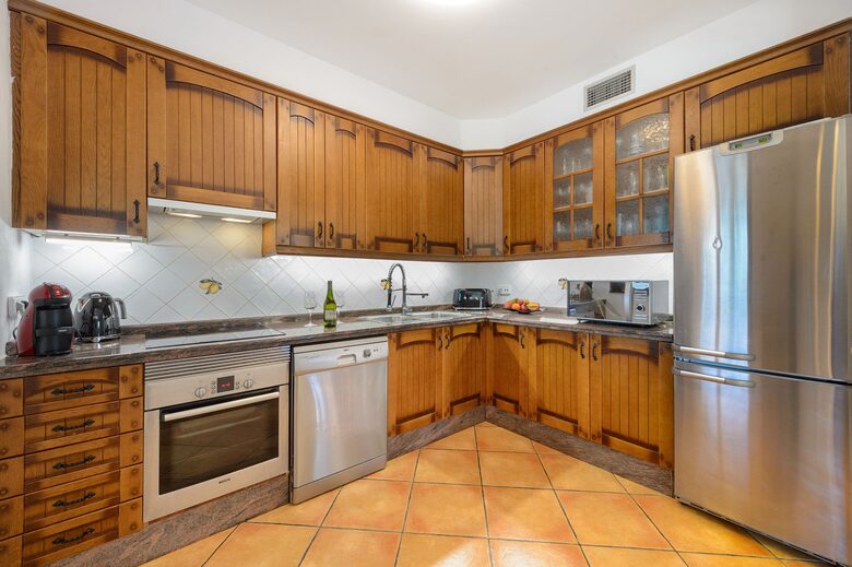 Elegant Four-Bedroom Villa in Ibiza’s Peaceful Heart - Ibiza, Spain