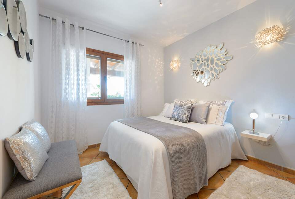 Elegant Four-Bedroom Villa in Ibiza’s Peaceful Heart - Ibiza, Spain