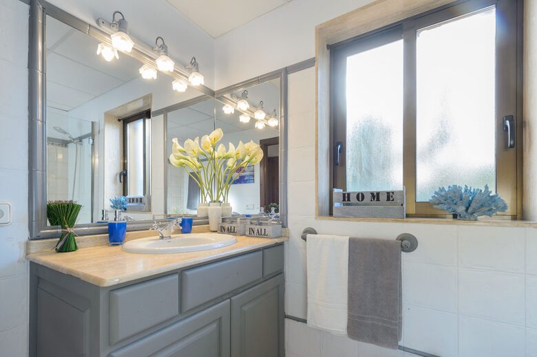 Elegant Four-Bedroom Villa in Ibiza’s Peaceful Heart - Ibiza, Spain