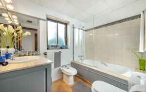 Elegant Four-Bedroom Villa in Ibiza’s Peaceful Heart - Ibiza, Spain