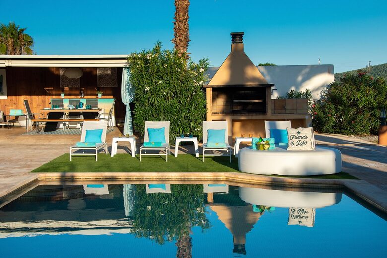 Elegant Four-Bedroom Villa in Ibiza’s Peaceful Heart - Ibiza, Spain