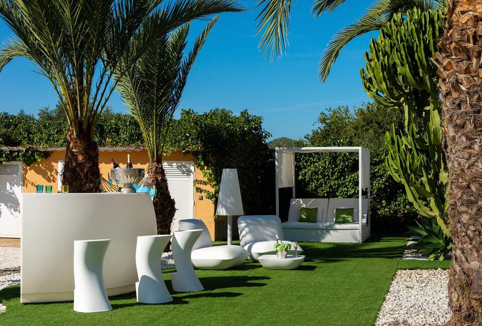 Elegant Four-Bedroom Villa in Ibiza’s Peaceful Heart - Ibiza, Spain