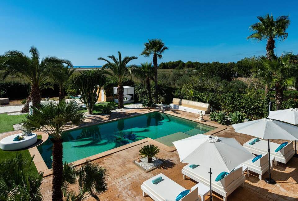 Elegant Four-Bedroom Villa in Ibiza’s Peaceful Heart - Ibiza, Spain