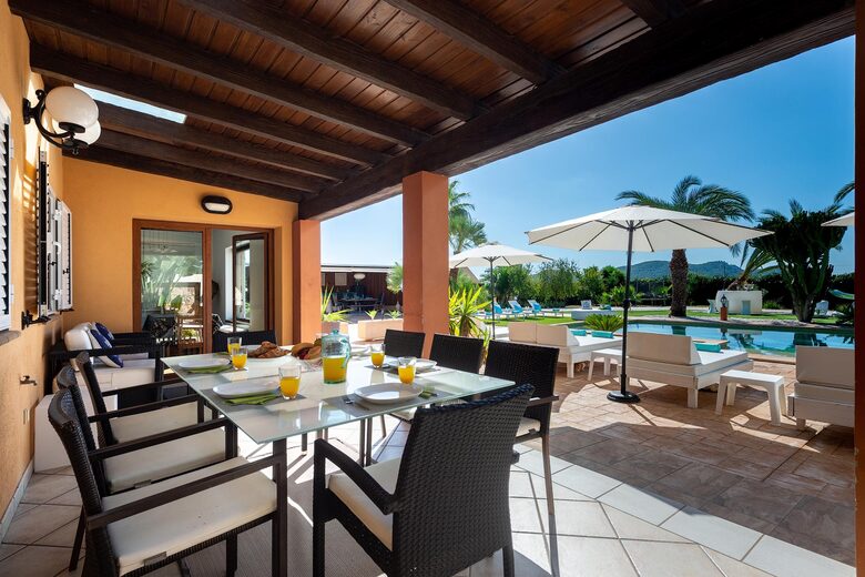 Elegant Four-Bedroom Villa in Ibiza’s Peaceful Heart - Ibiza, Spain