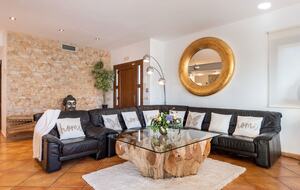 Elegant Four-Bedroom Villa in Ibiza’s Peaceful Heart - Ibiza, Spain