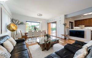 Elegant Four-Bedroom Villa in Ibiza’s Peaceful Heart - Ibiza, Spain